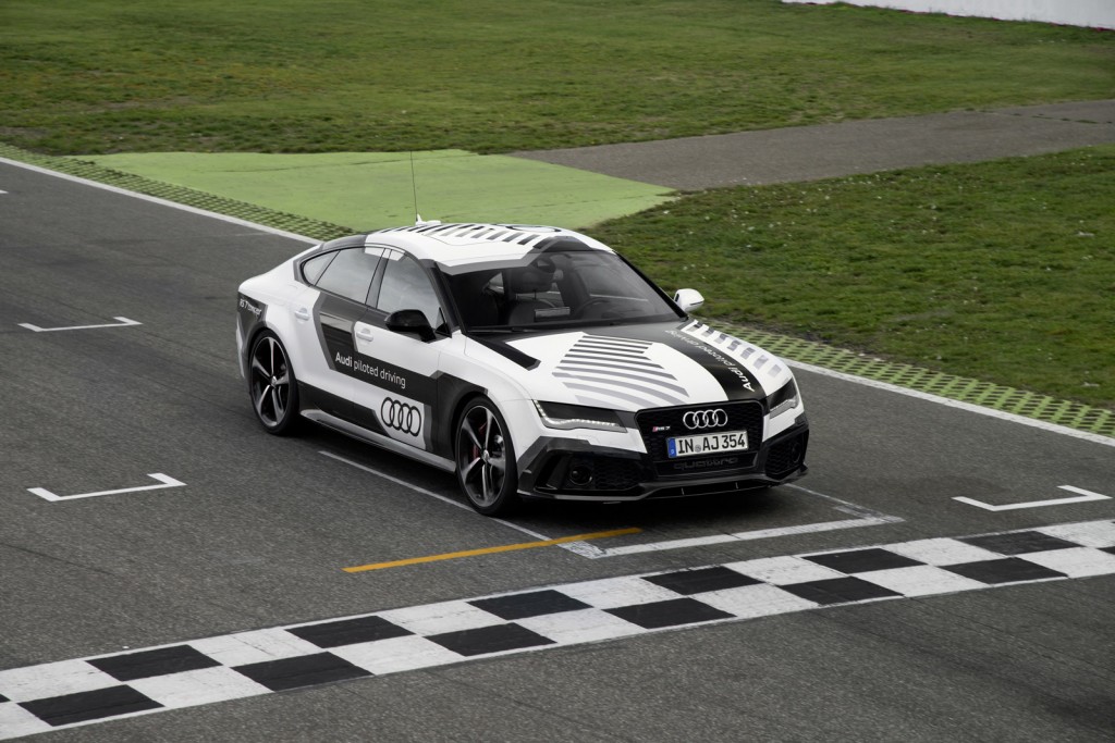Audi, 3. seviye sürücüsüz otomobillerin testlerine başlıyor