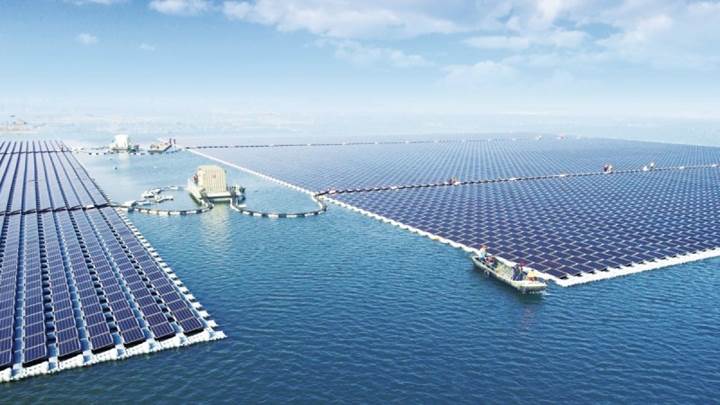 Dünyanın en büyük yüzen solar tesisi Çin'de kuruldu