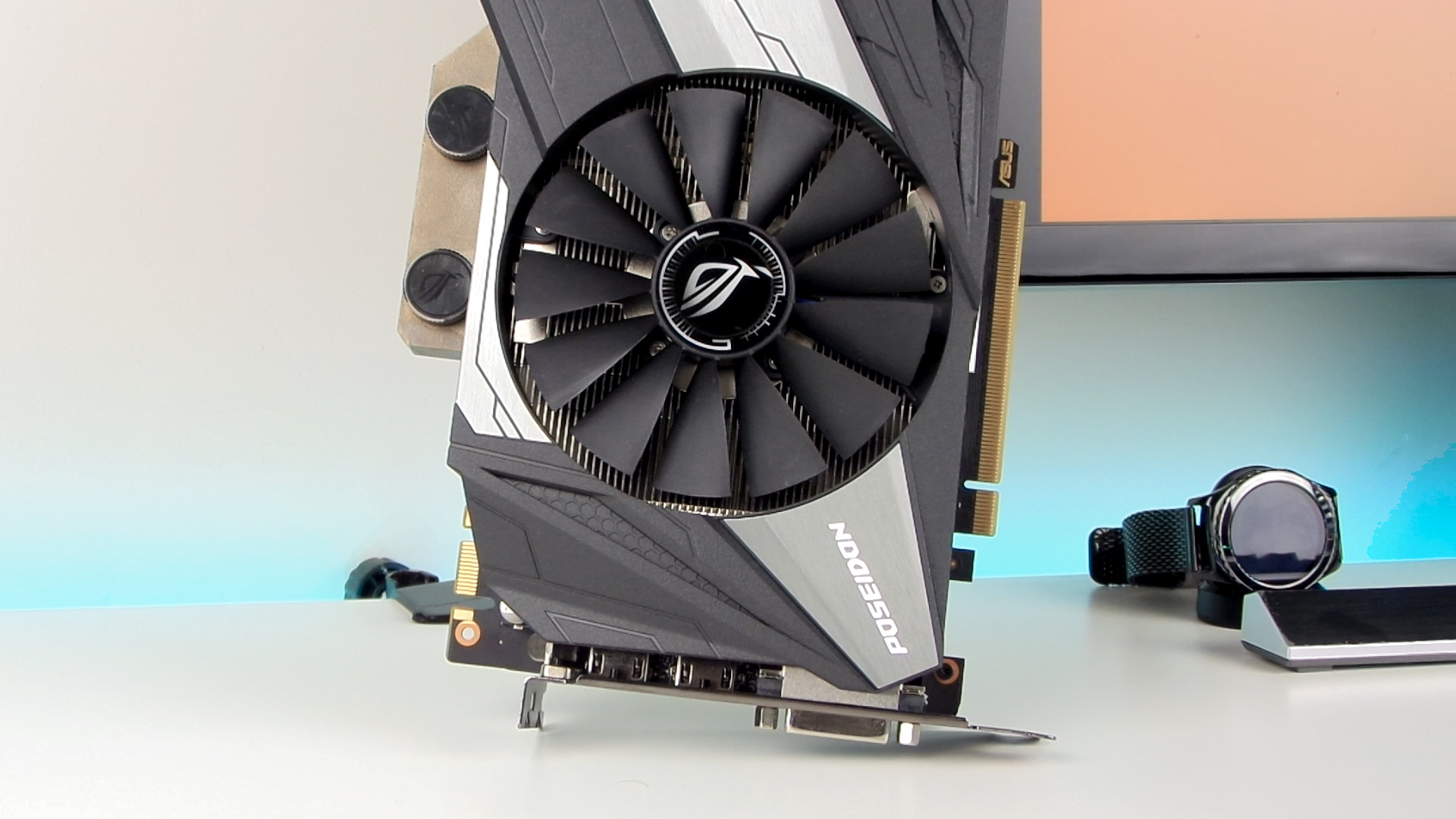 Bu ekran kartı çok özel! 'Asus ROG Poseidon GTX1080Ti Platinum Edition' inceleme videosu