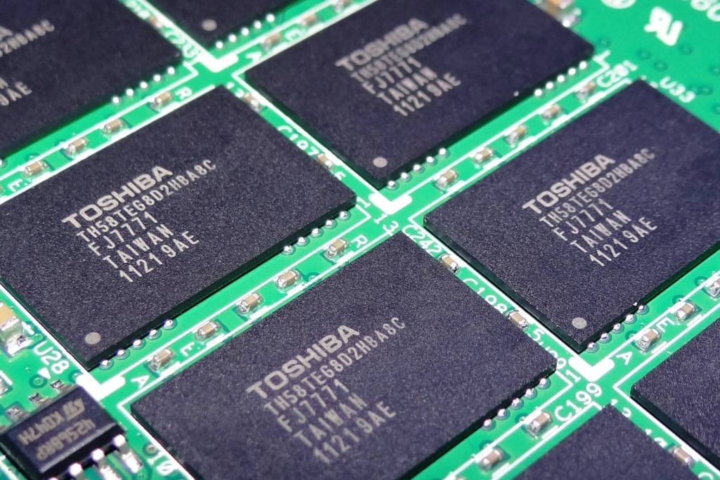 Nand flash. Чипы памяти Hynix. NAND Toshiba. Маркировка NAND. Toshiba NAND маркировка.
