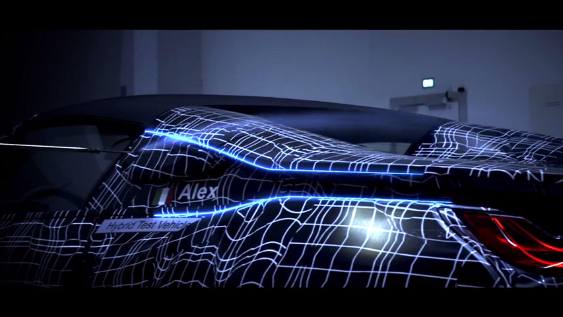 BMW i8 Roadster'a ait ilk teaser video yayınlandı