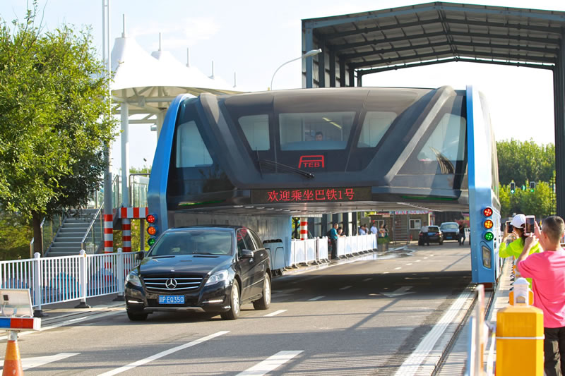 Çin'in yükseltilmiş otobüs projesi tezgah çıktı