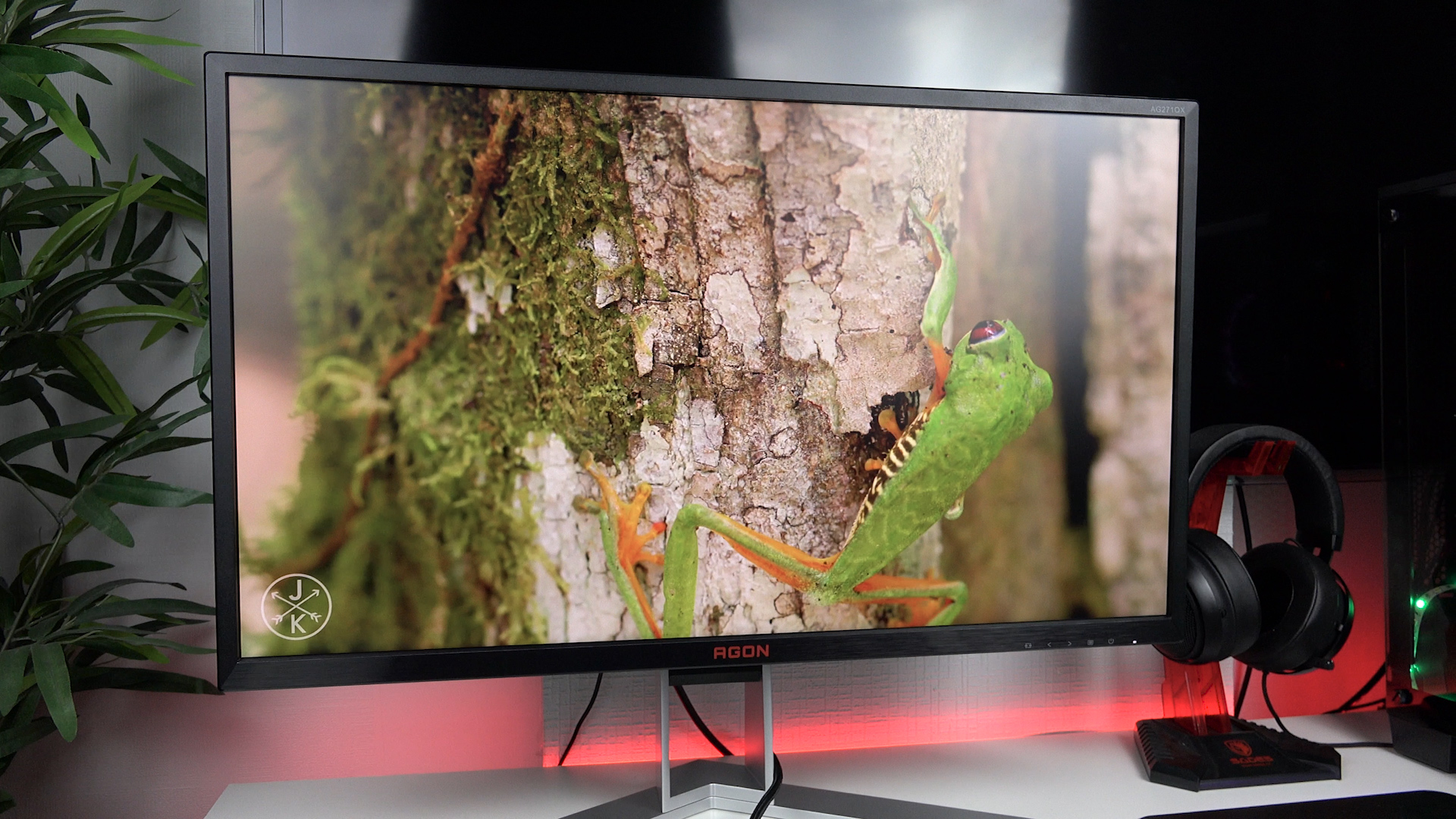 AOC AGON AG271QX incelemesi 'Testler en hızlılarından biri diyor'