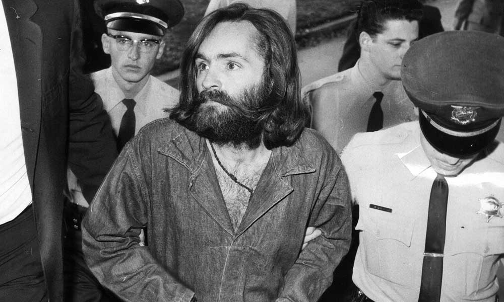 Tarantino yeni filminde Charles Manson cinayetlerini işleyecek