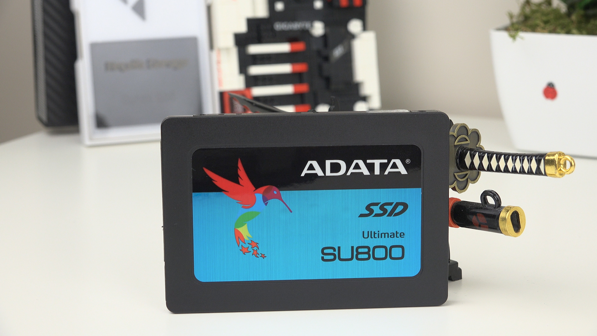 ADATA SU800 Ultimate incelemesi 'Segmentinde F/P'si en iyi SSD'