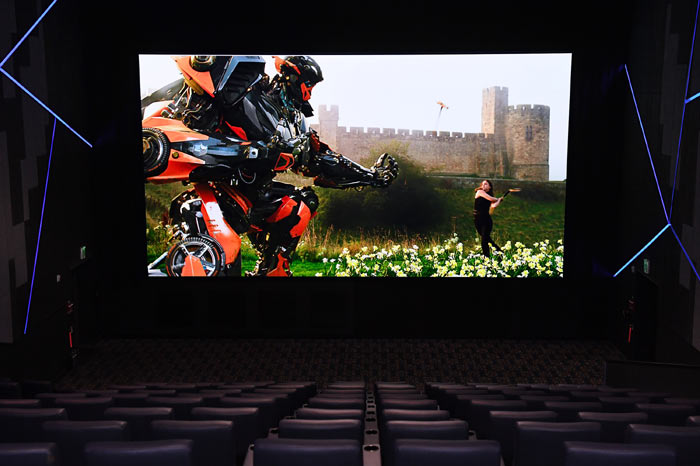 Samsung dünyanın ilk sinema LED ekranını duyurdu