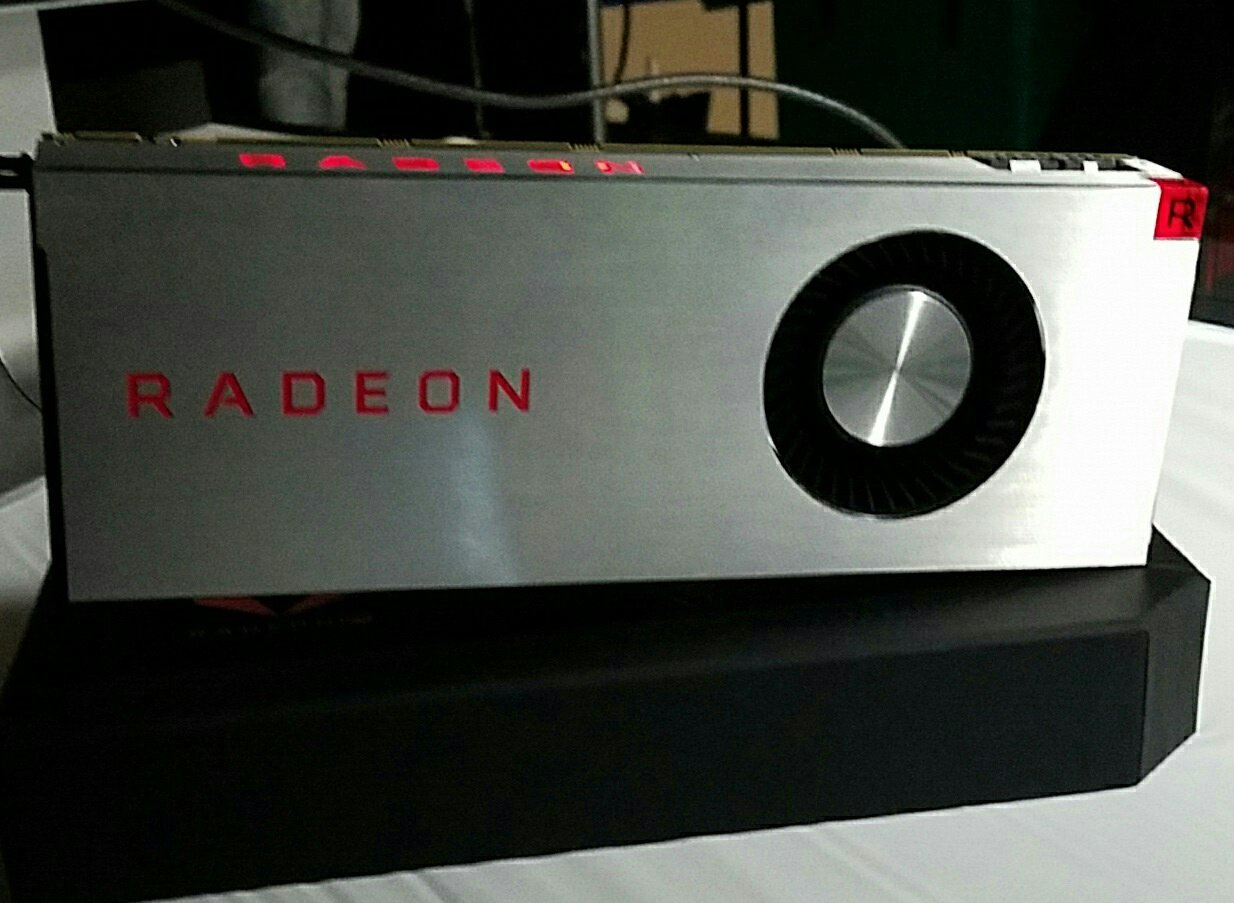 Karşınızda AMD Radeon RX Vega 64 Limited Edition