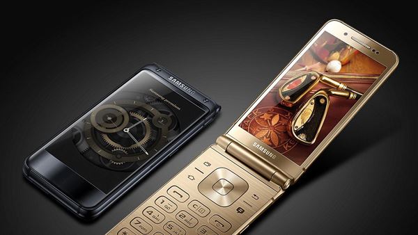 samsung dan yeni bir kapakli telefon