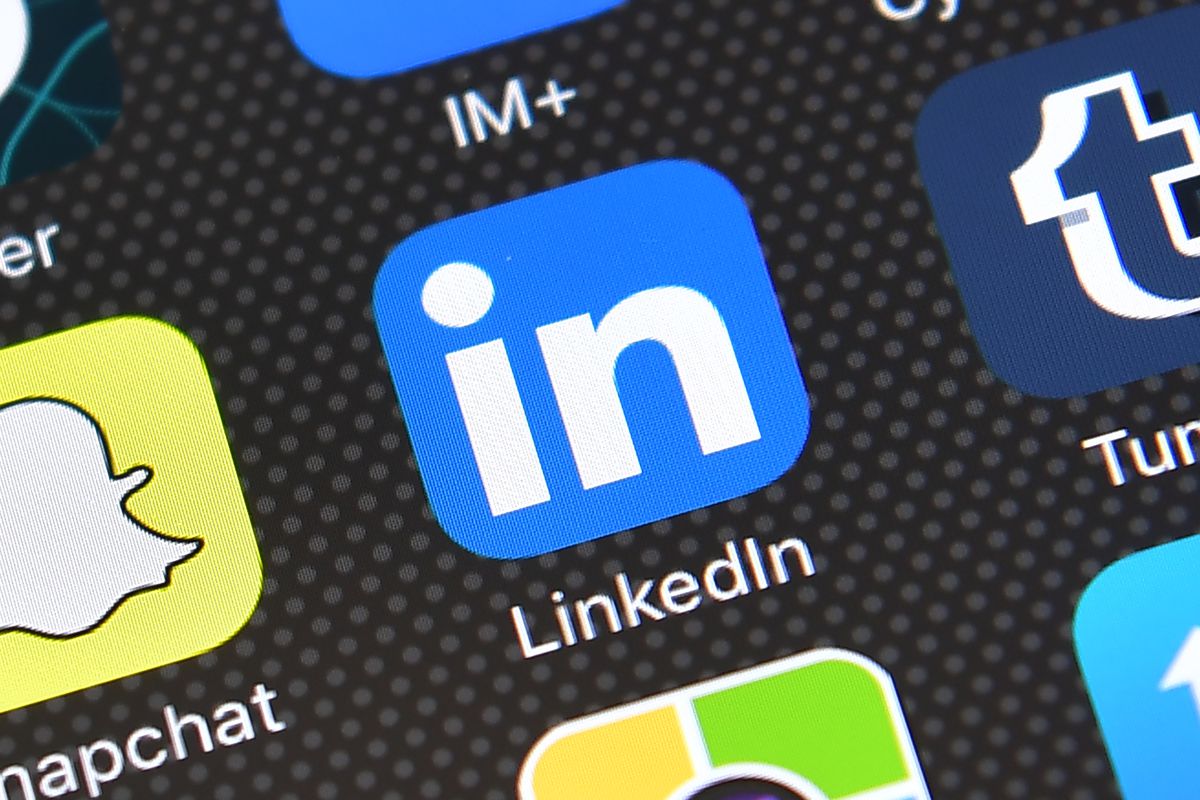 LinkedIn'e Tinder benzeri eşleşme özelliğini geliyor