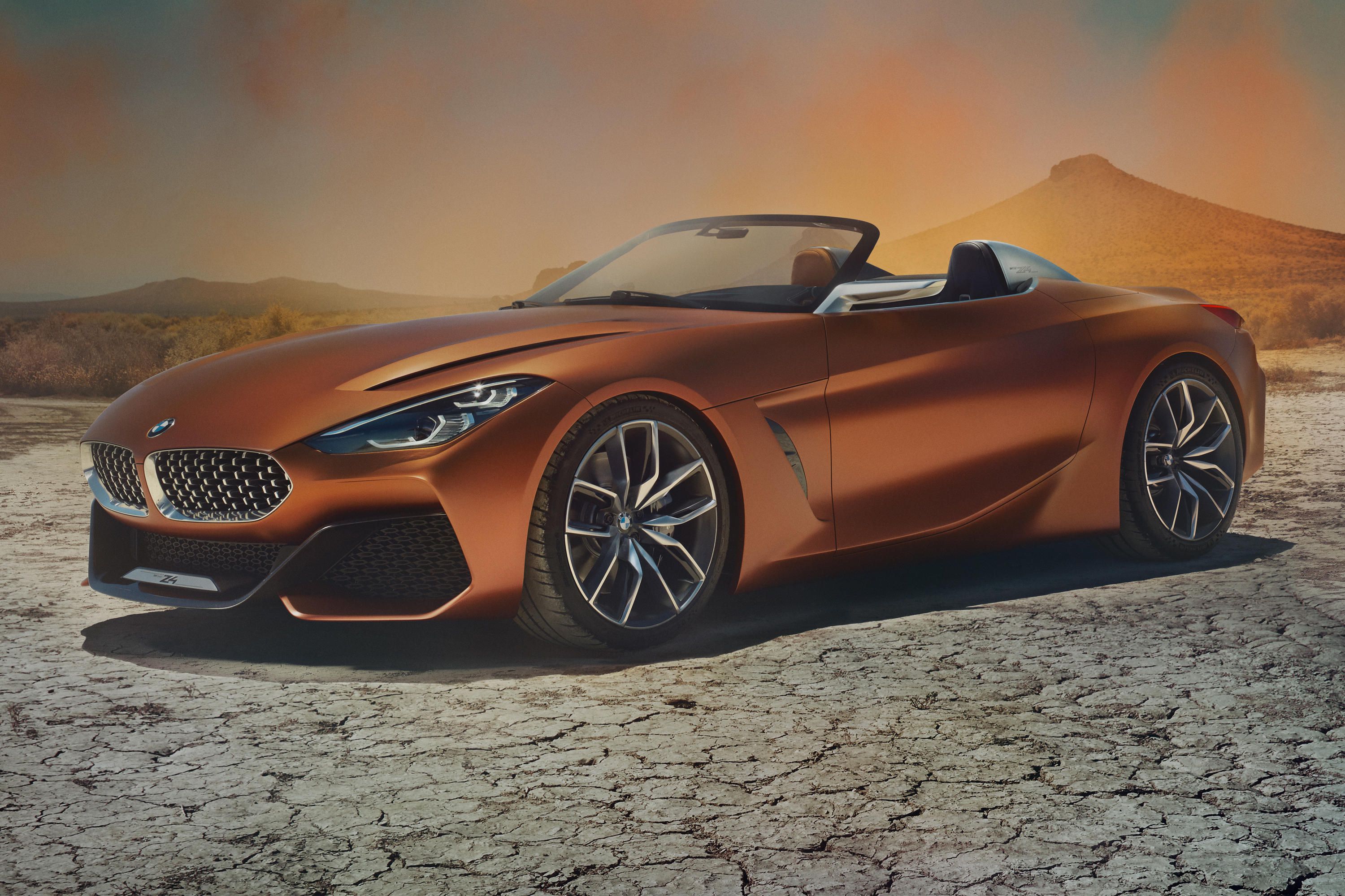 BMW Concept 8 Serisi ve Concept Z4 Serisi tanıtıldı