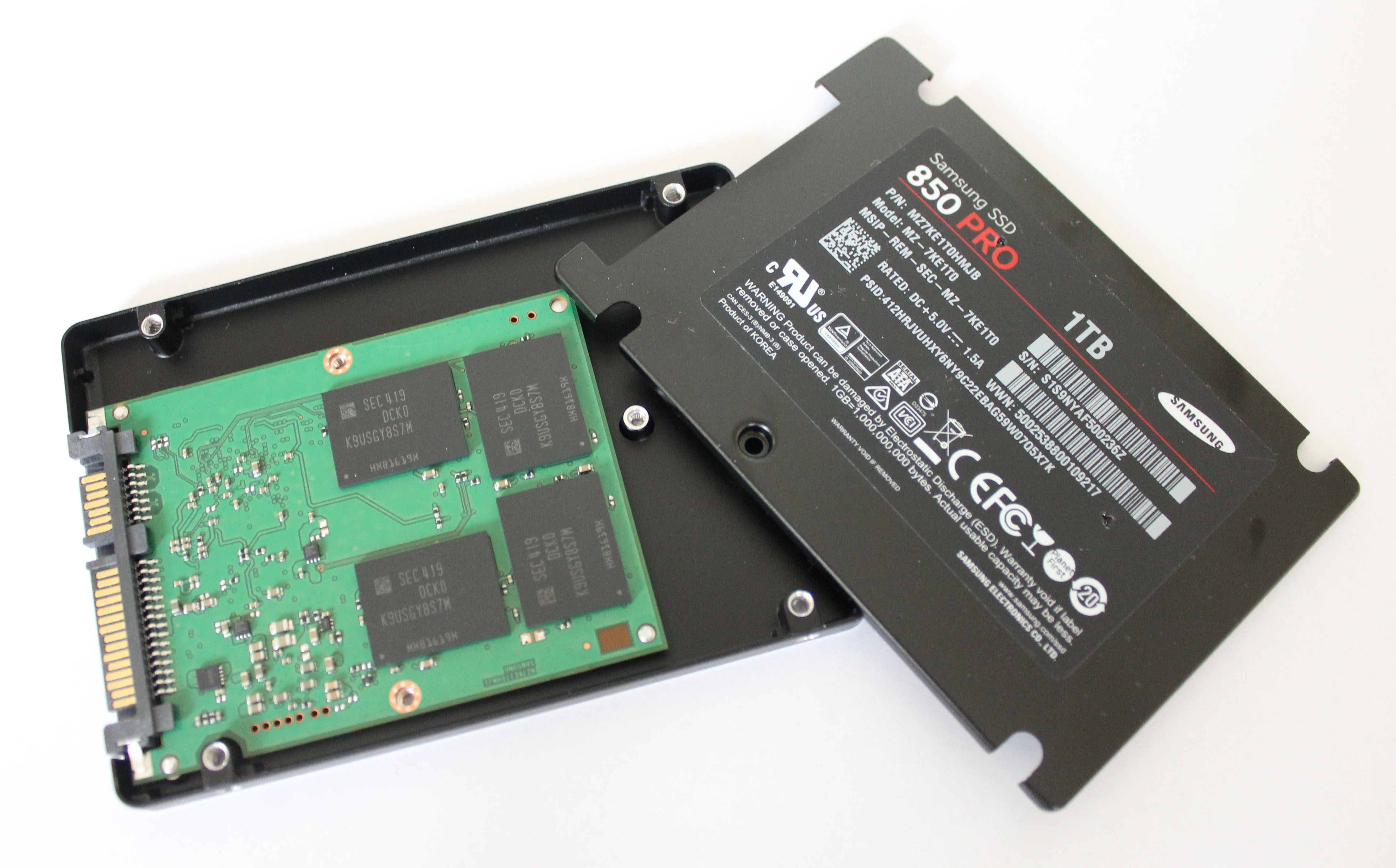 Samsung önümüzdeki 10 yıllık planı 128 TB QLC SSD ile başlıyor