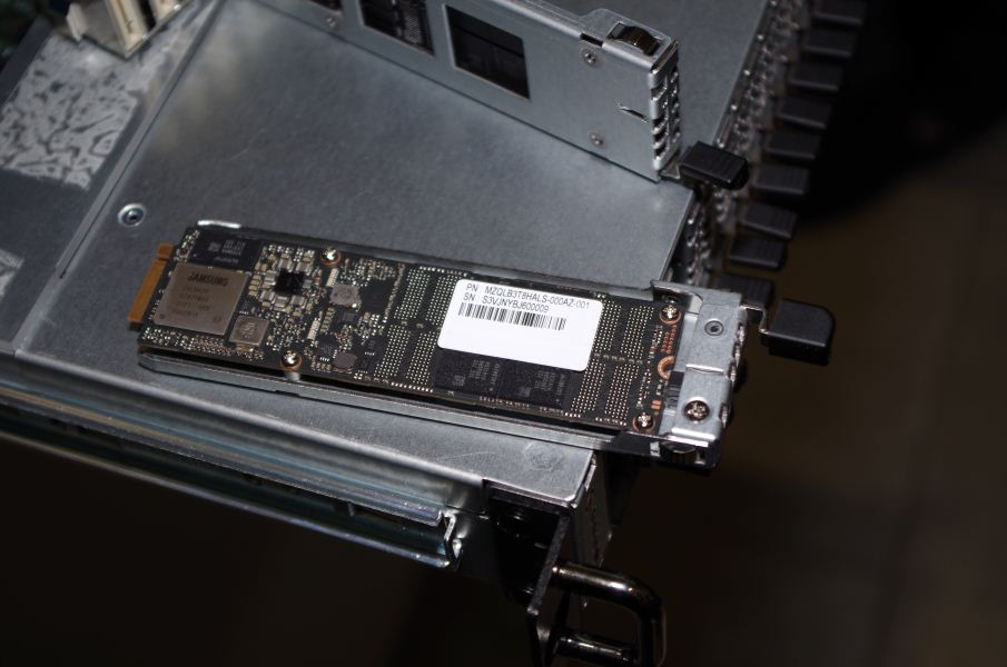 Samsung önümüzdeki 10 yıllık planı 128 TB QLC SSD ile başlıyor