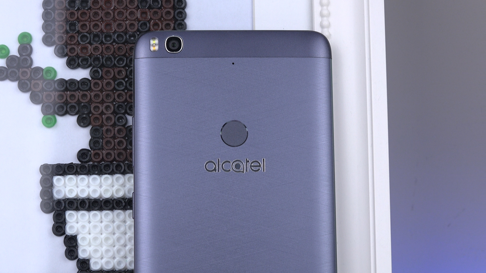 Alcatel Pop 4 (6) incelemesi '6 inç bu kadar küçük olmamıştı'