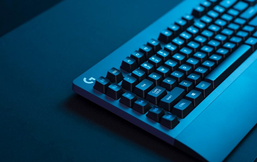 Logitech düşük gecikmeli kablosuz klavye ve faresini tanıttı