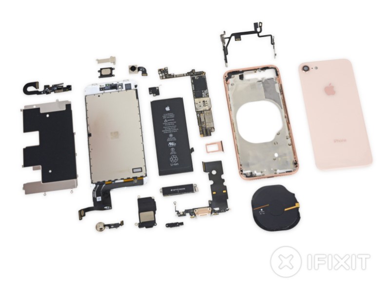 iPhone 8 parçalarına ayrıldı ve tamir edilebilirlik puanı belli oldu