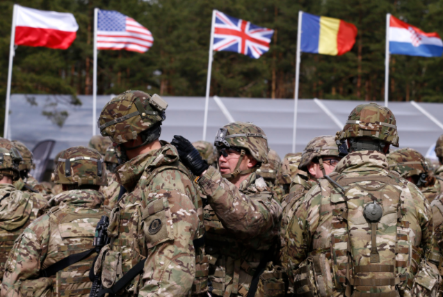 Rusya, NATO askerlerinin telefonlarına saldırıyor iddiası