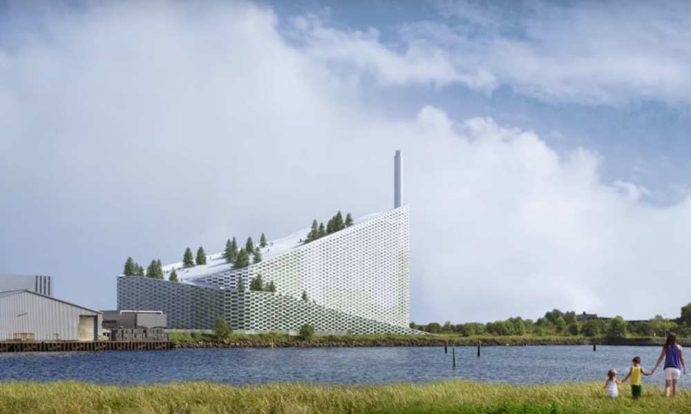 Kopenhag, enerji tesisi üstündeki kayak pistini kullanıma sunuyor