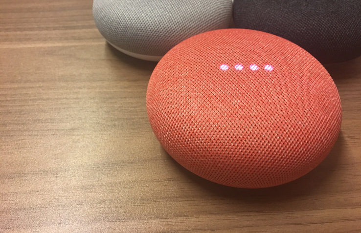 Google Home Mini hata nedeniyle sürekli ortam dinlemesi yapıyor 