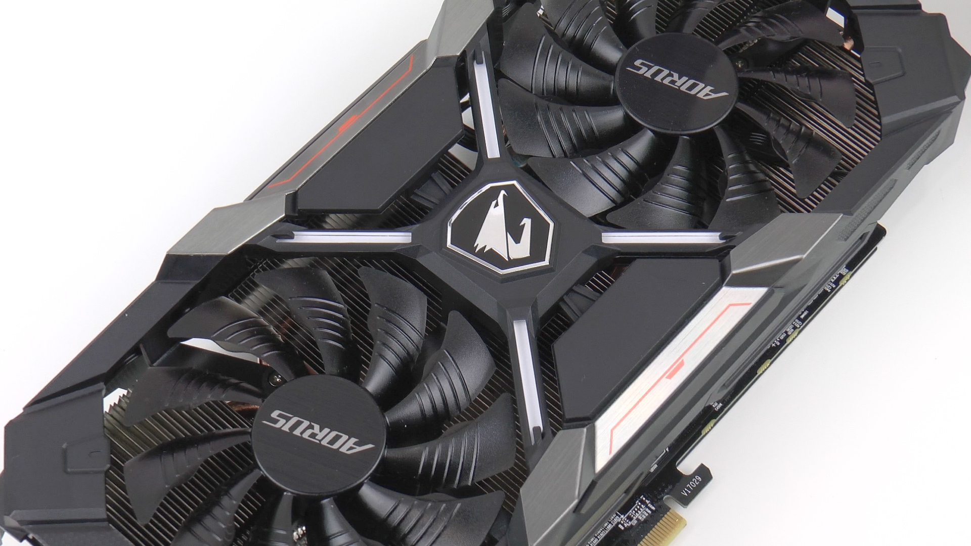 Aorus RX580 XTR 8G incelemesi 'En hızlı RX580 mi?'