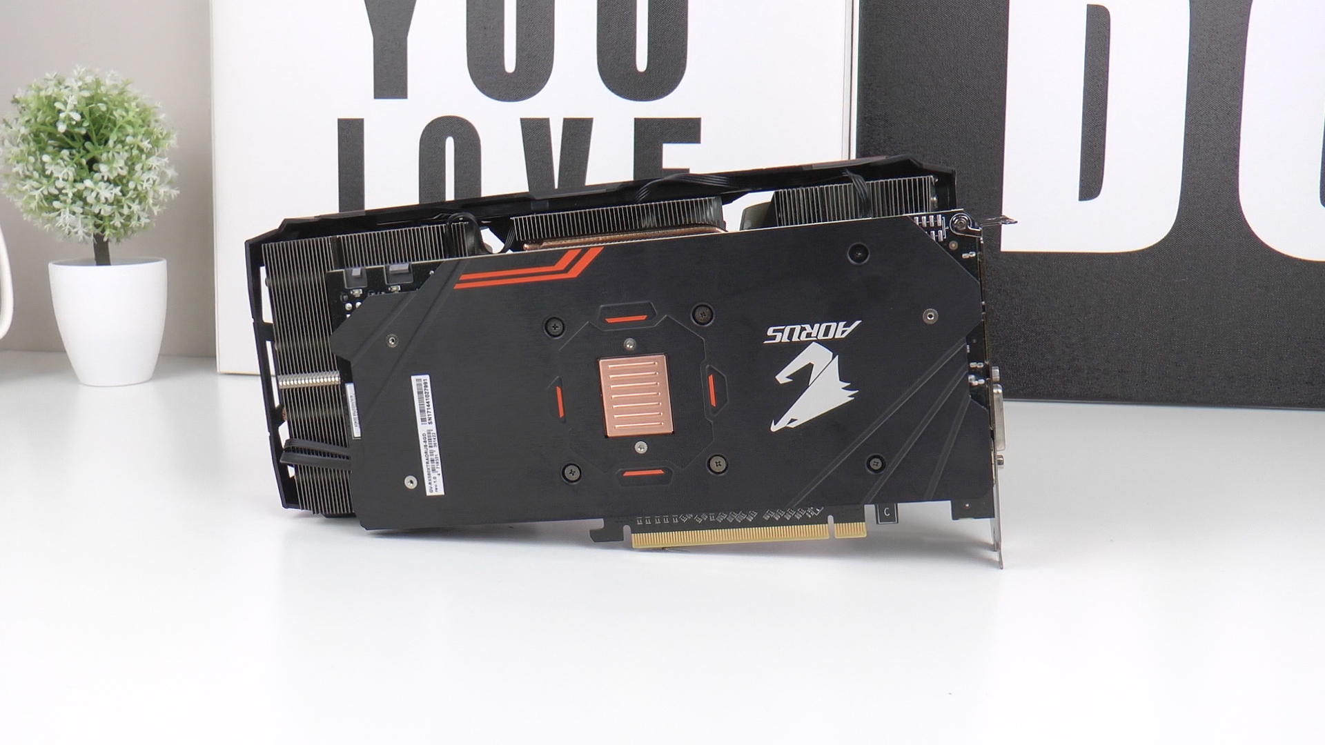 Aorus RX580 XTR 8G incelemesi 'En hızlı RX580 mi?'