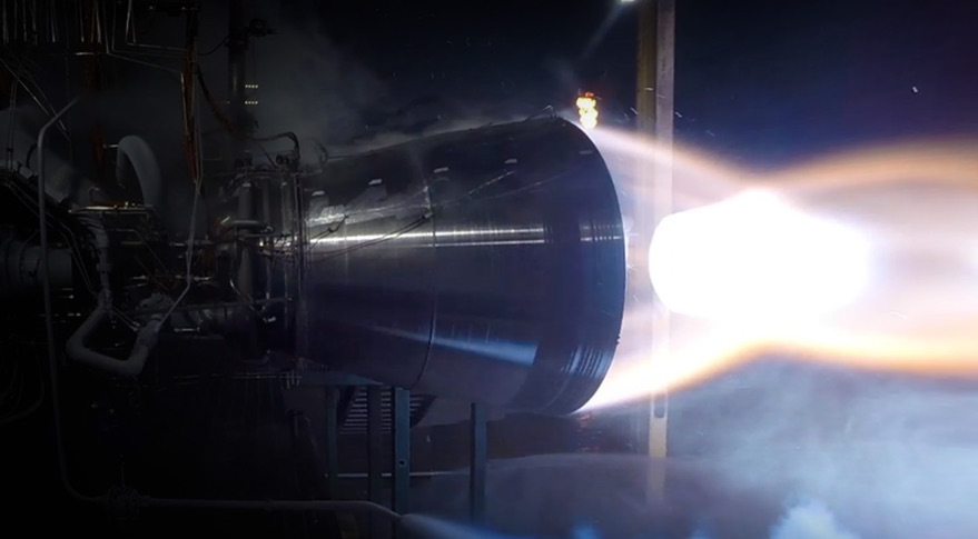 Blue Origin uzay turizmine bir adım daha yaklaştı: Şirket, dev roket motorunu ateşledi