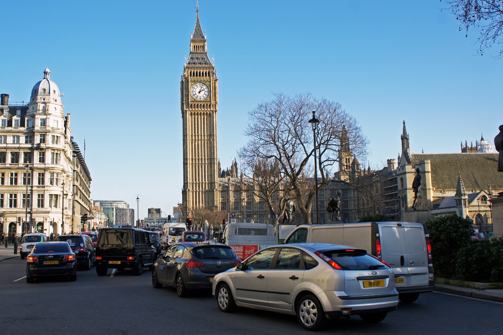 Londra'ya eski araçlarla giriş ücreti günlük 21.5 sterlin