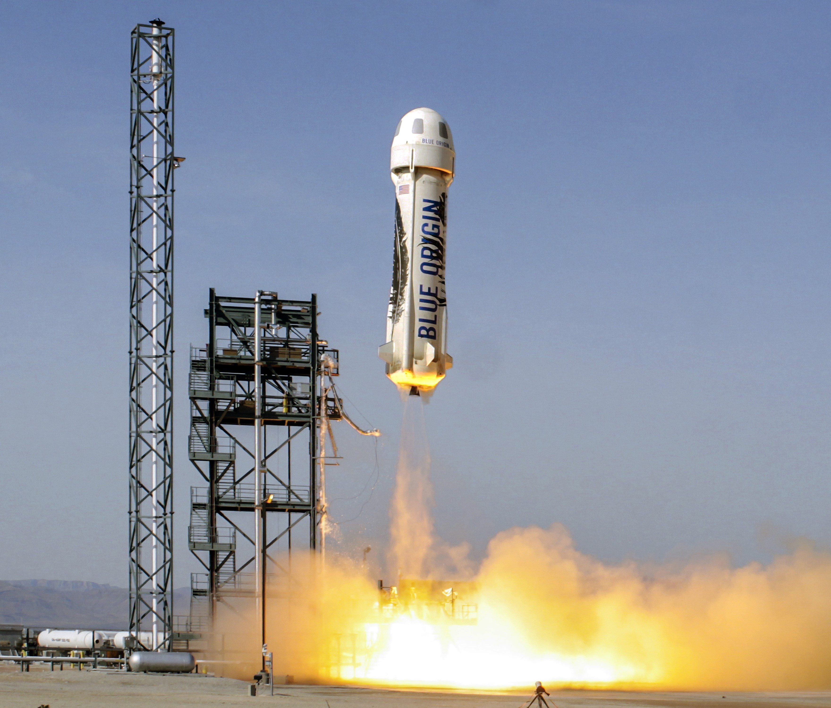 Jeff Bezos: Dünyayı kurtarmak için uzaya gitmek zorundayız 