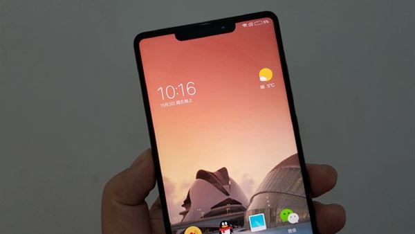 xiaomi den iphone x a benzer bir