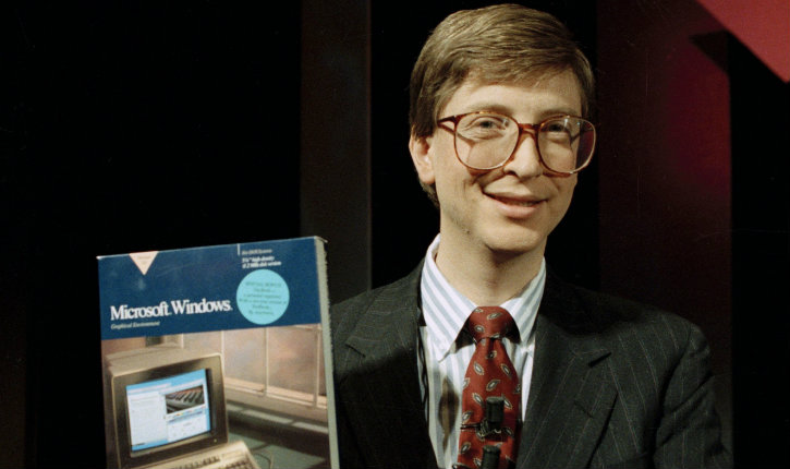 Bill Gates dünyaya damga vuran Windows'u tam 34 yıl önce tanıttı