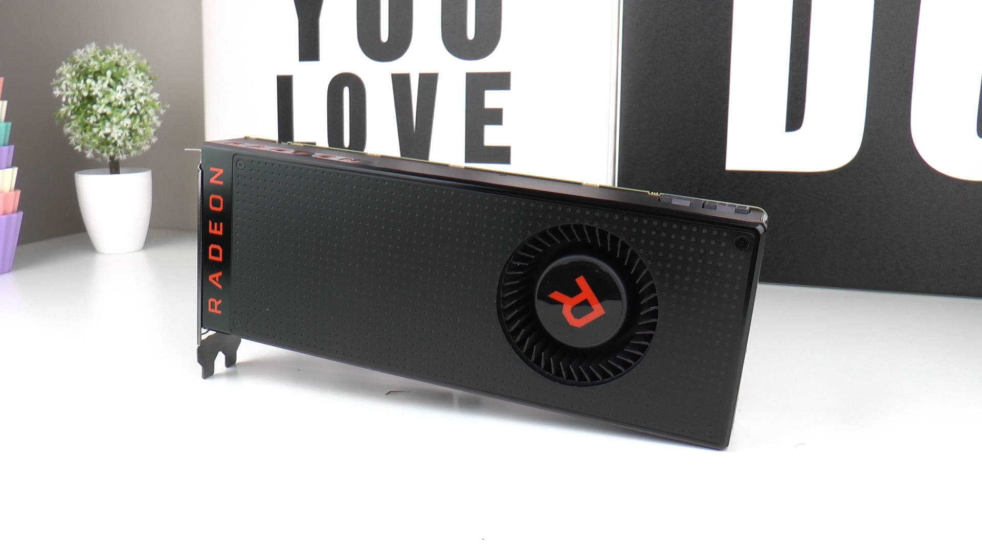 AMD RX Vega 56 incelemesi 'Alev alev DX12 performansı'