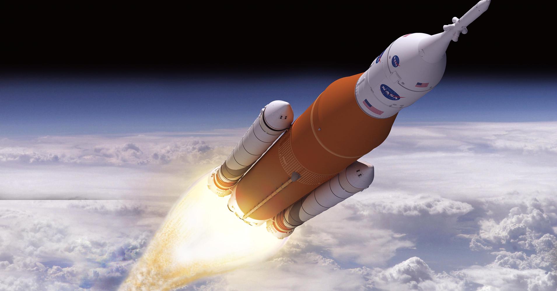 NASA'nın dev Mars roketi SLS yine ertelendi 'Bu sefer hedef 2020'
