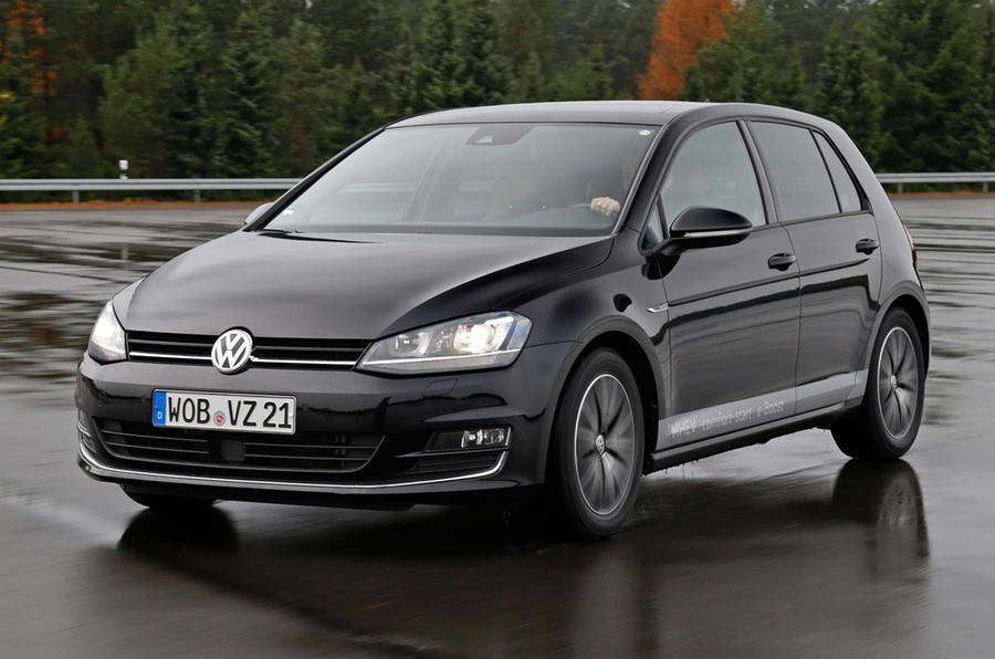 Volkswagen 2 adet yarı hibrid Golf versiyonu geliştiriyor