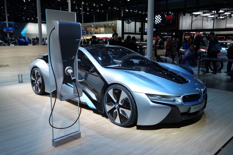 BMW'nin elektrikli araç pilleri 15 yıllık kullanım ömrüne sahip