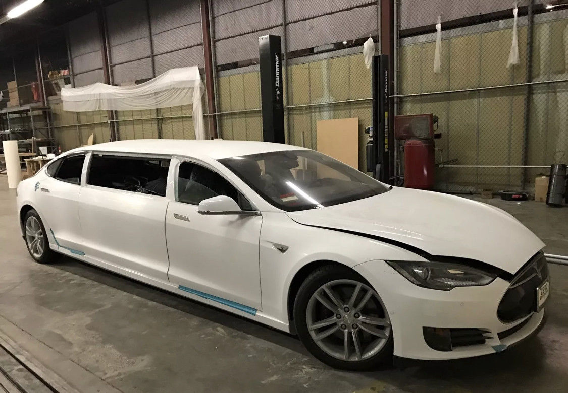 Dünyanın ilk Tesla Model S limuzini ile tanışın