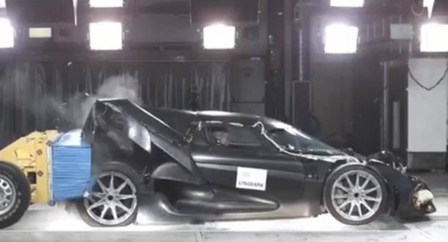 Koenigsegg Regera'nın çarpışma ve işkence testleri yayınlandı [video]