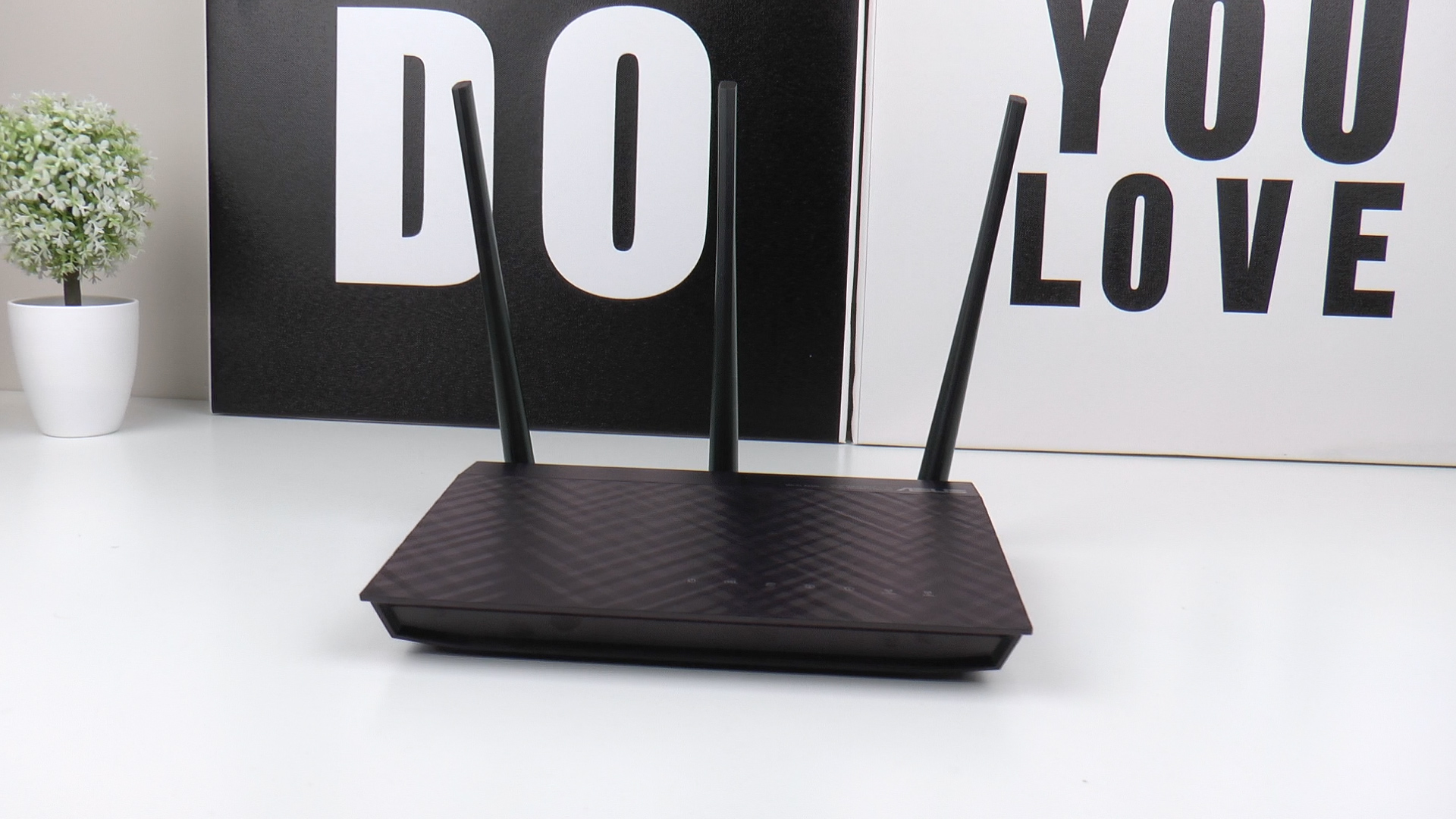 Asus DSL-AC51 modem/router incelemesi 'F/P ürünü mü, değil mi?'