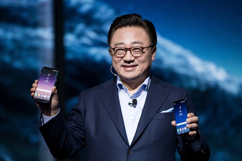 Samsung Galaxy S9 ve Galaxy X'in tanıtılacağı tarih belli oldu