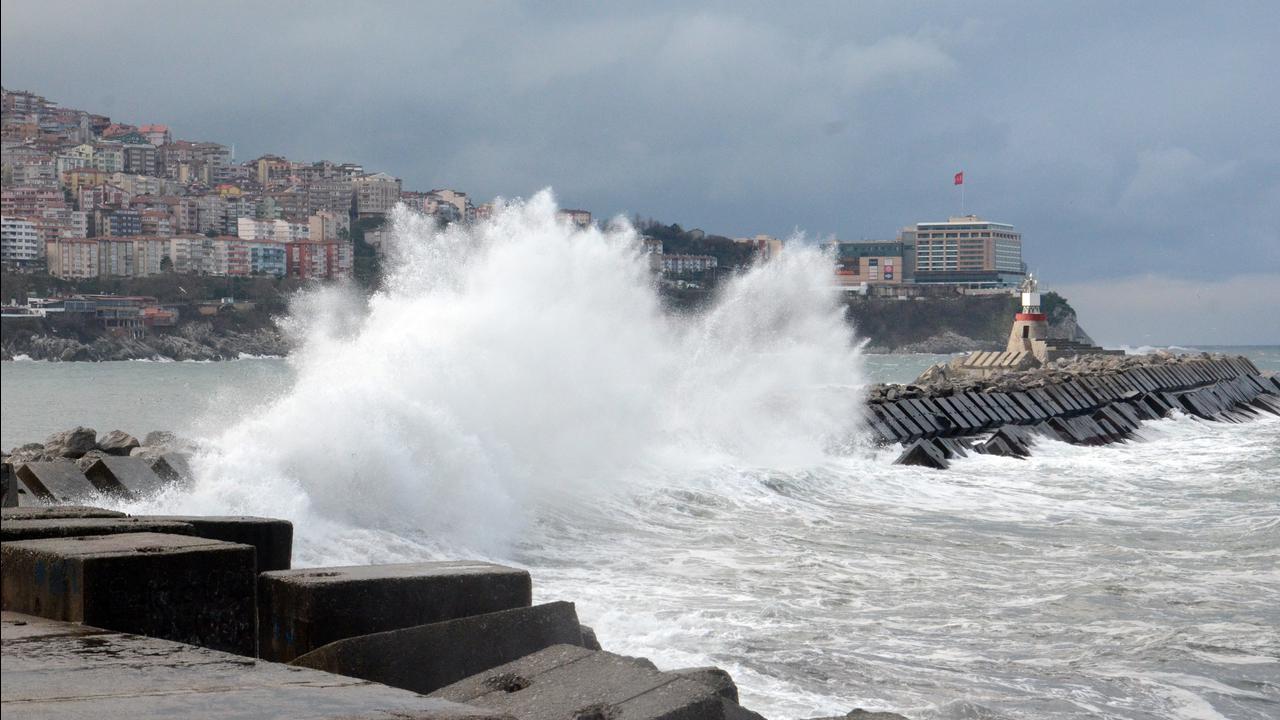 Karadeniz’de dalga enerjisinden elektrik üretilmeye çalışılacak