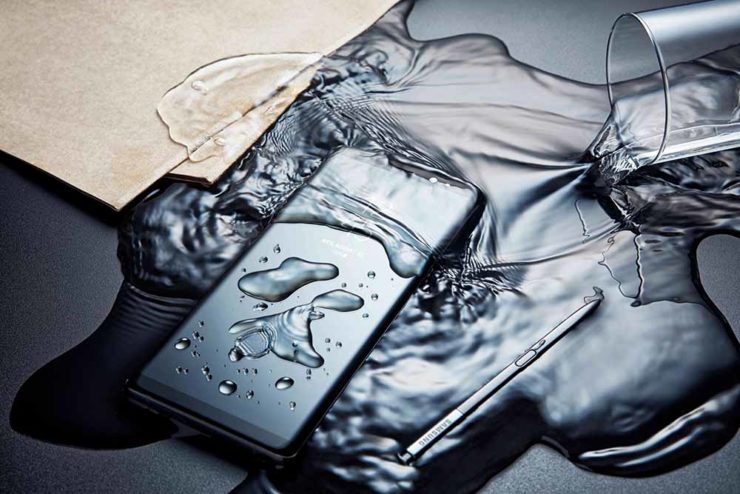 Samsung’un Metal 12 tasarım anlayışı telefonlara ve saatlere de geliyor