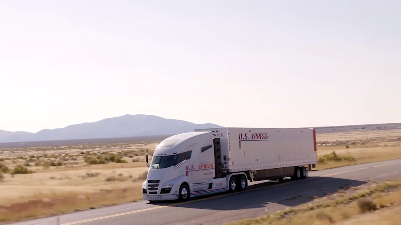 Tesla Semi'nin rakibi Nikola One yollarda gövde gösterisi yaptı