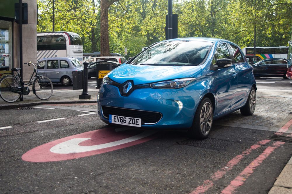 Renault Zoe'ya üç farklı yerden 'En İyi' ödülü geldi