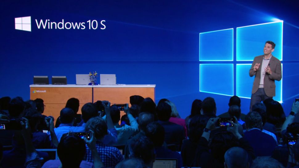 Microsoft, Windows 10 S'i bağımsız bir sürüm yerine 'S Modu' olarak sunacak