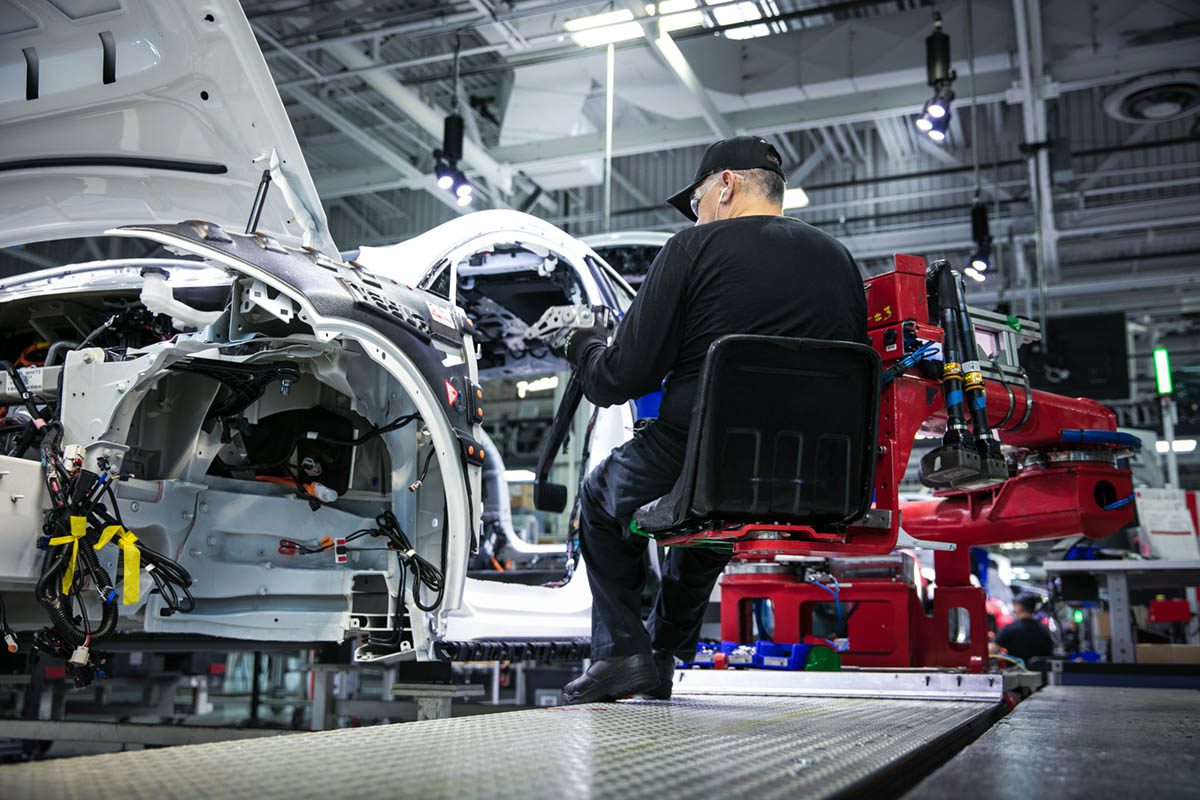 Tesla'nın hedefi Fremont fabrikasını 'en güvenli' yapmak