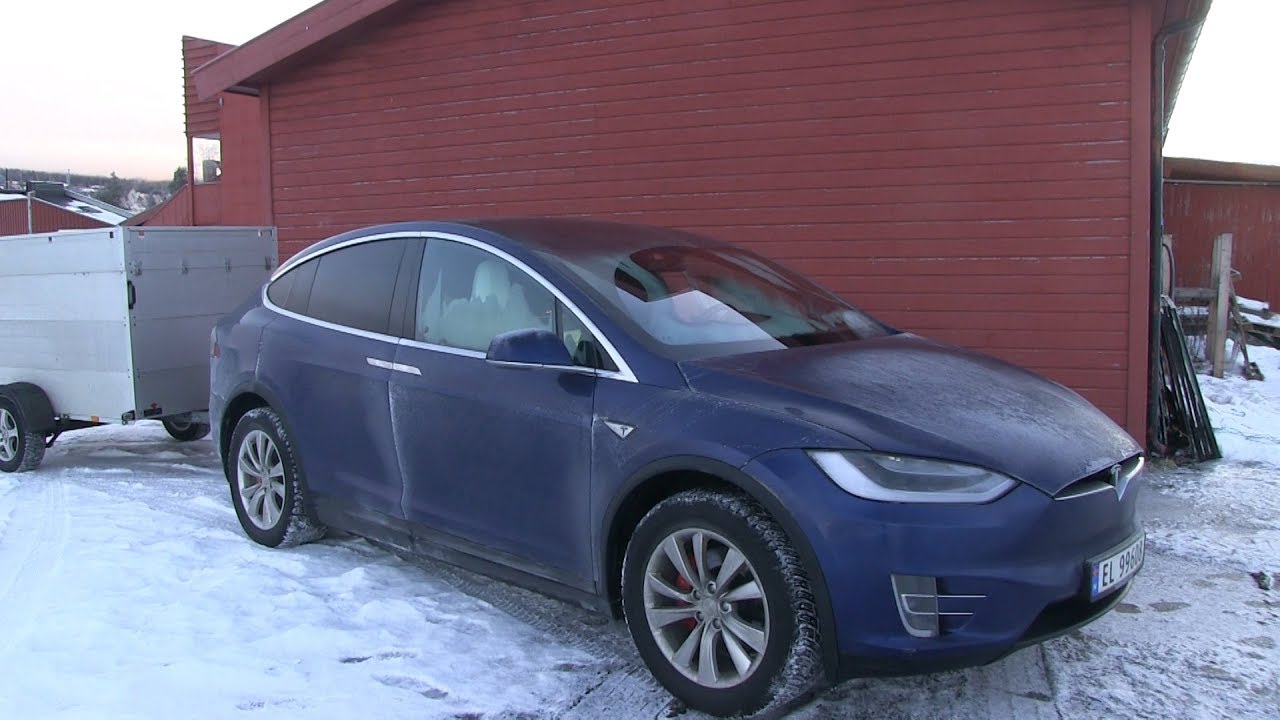 Tesla Model X sahibi -17 derecede uyuduğu aracında sabaha kadar 5 TL'ye ısındı