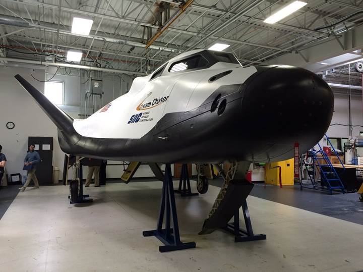 Türk girişimcilerin uzay aracı Dream Chaser'ın ilk uçuşu için NASA'dan izin geldi