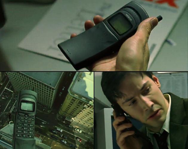 Matrix'teki telefon geri döndü: İşte karşınızda Nokia 8110 4G