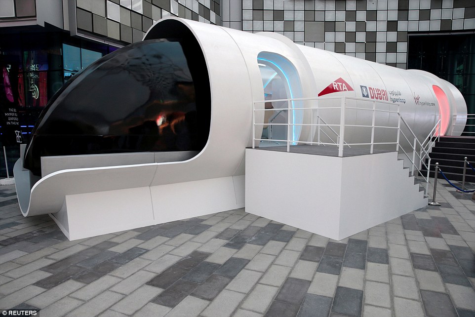 Saatte 1200 kilometre hıza ulaşacak hyperloop prototipi tanıtıldı