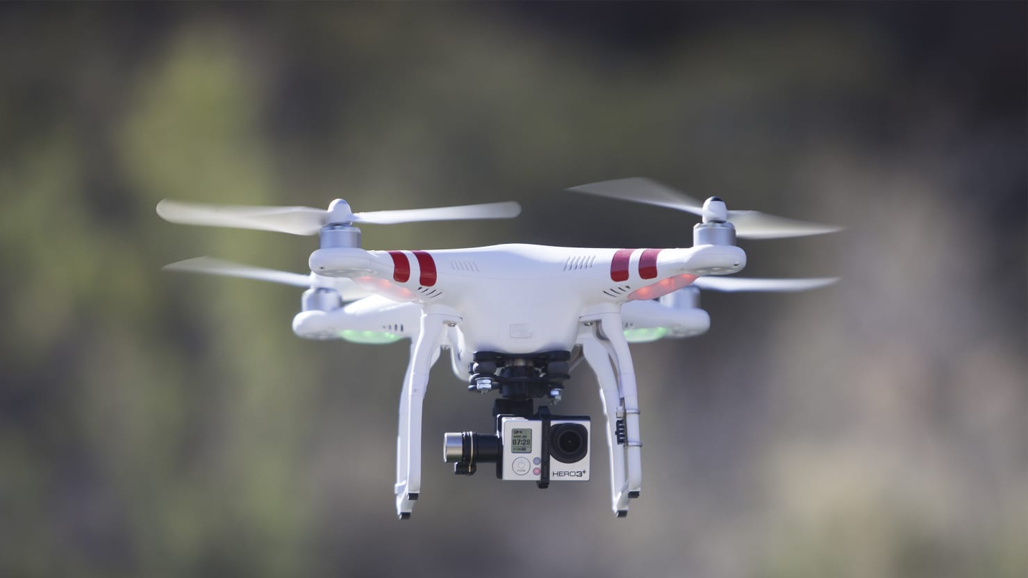 Beyaz Saray sivil Drone'ları vurabilmek için yasa çıkarılmasını istiyor
