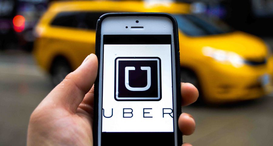 İstanbul'da UBER aracına silahlı saldırı yapıldı