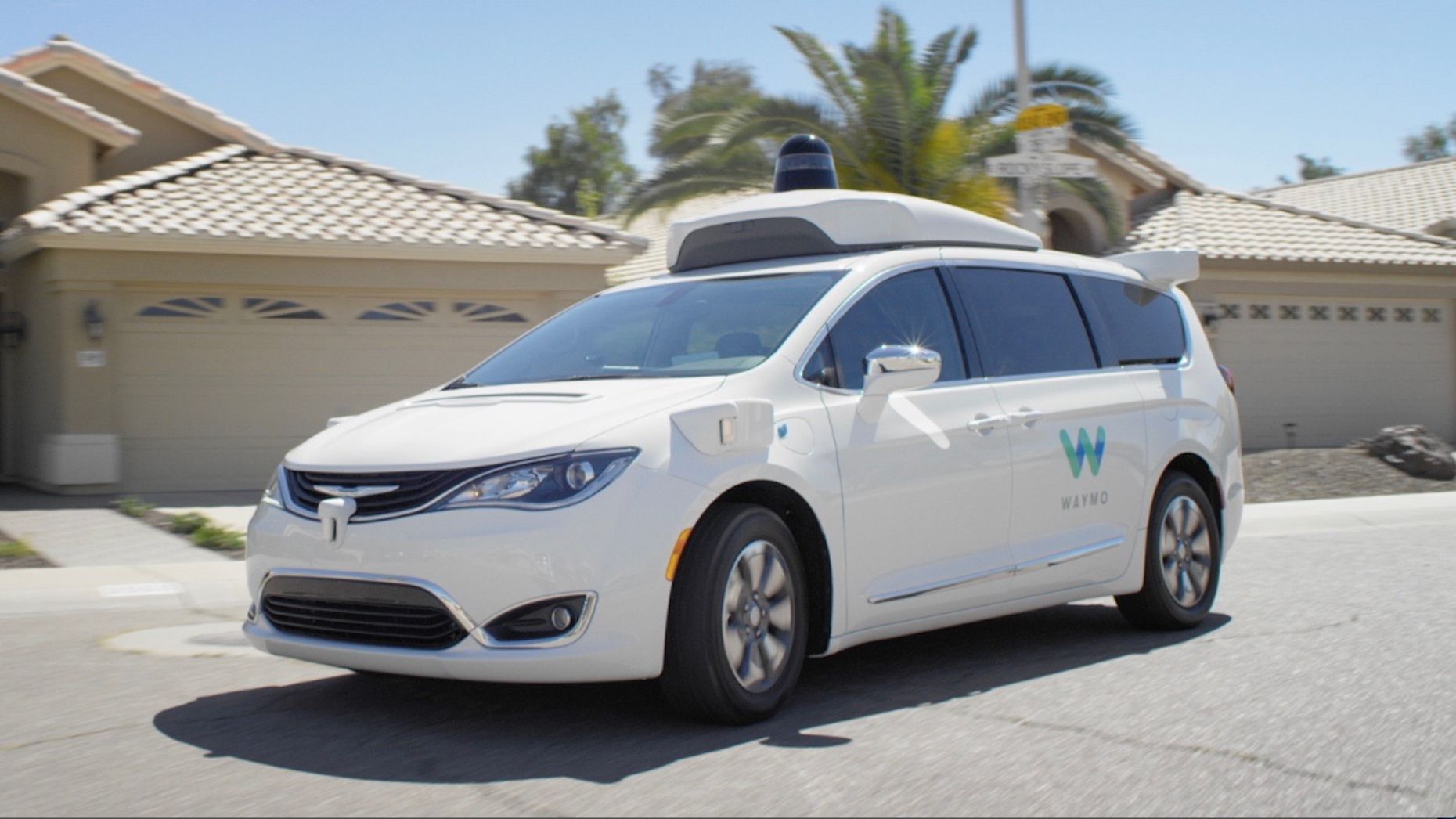 Waymo ücretsiz otonom test sürüşlerini başlattı